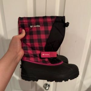 EUC Columbia kids snow boots